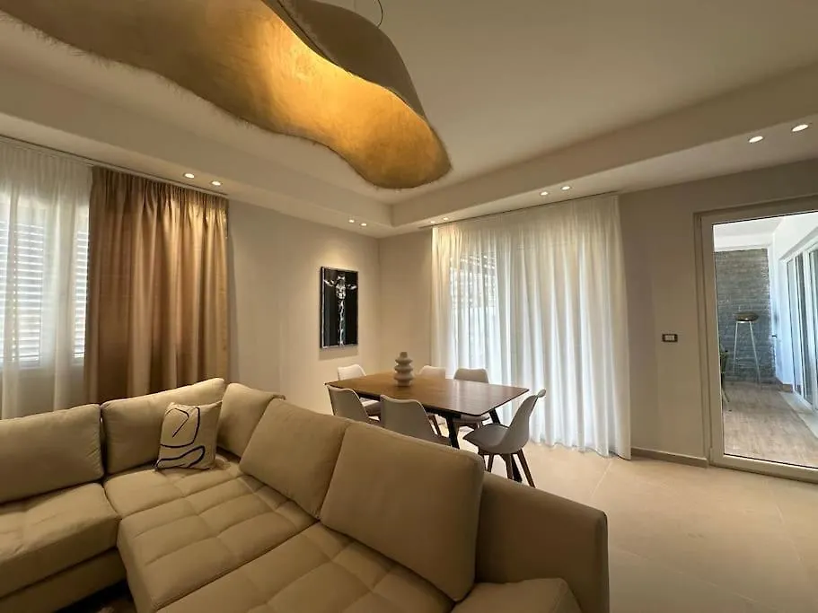 Puerto Del Sol Apartment Vlore